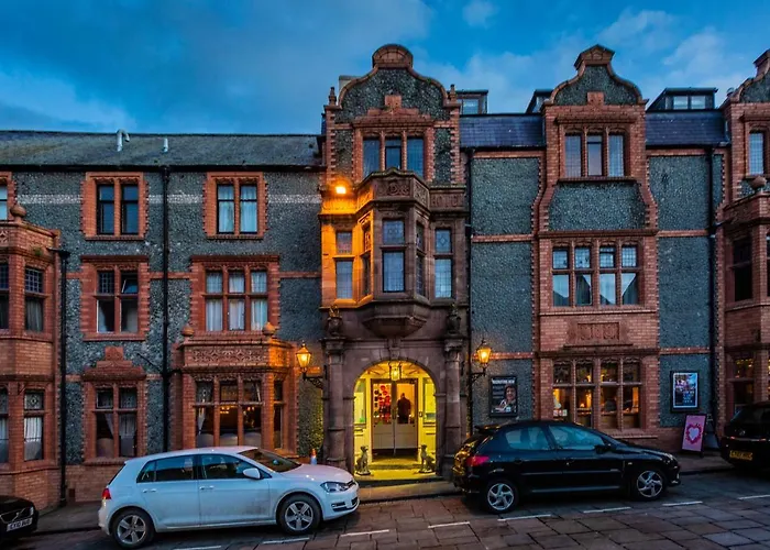 Finest Luxury Hotels in Conwy for Indulgent Stay