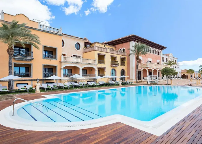 Discover the Best Benidorm Hotels Steps Away from the Lively Strip